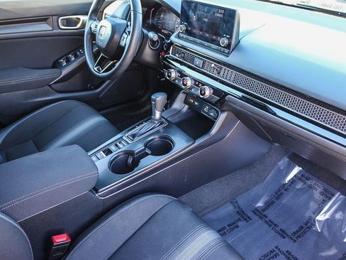 Certified 2024 Honda Civic Sport image 17