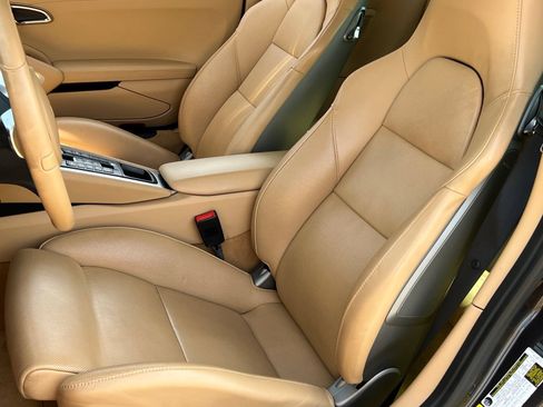 Used 2013 Porsche 911 Carrera 4S AWD/4WD image 5