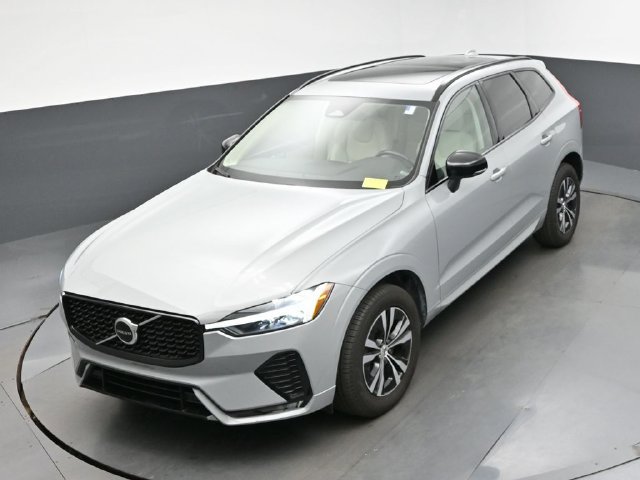 Used 2024 Volvo XC60 B5 Core w/ Protection Package Premier AWD/4WD image 19