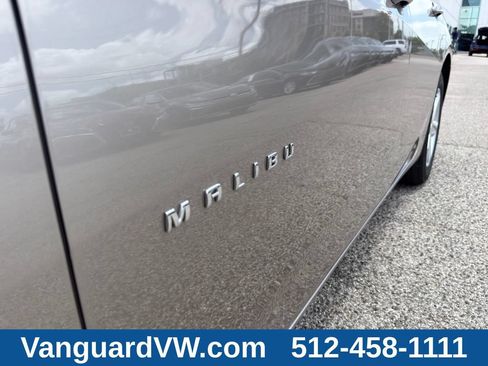 Used 2025 Chevrolet Malibu LT FWD image 7