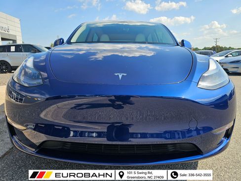 Used 2024 Tesla Model Y Performance AWD/4WD image 8