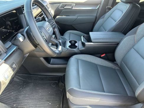 Used 2026 GMC Terrain AT4 w/ Convenience Package III AWD/4WD image 21