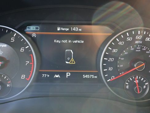 Used 2023 Kia Stinger GT2 image 44