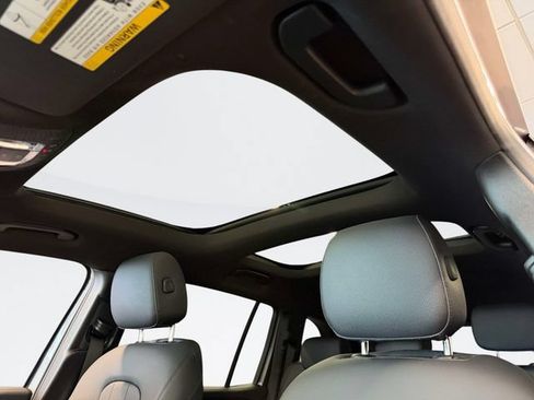 Certified 2023 Mercedes-Benz GLB 250 4MATIC image 20