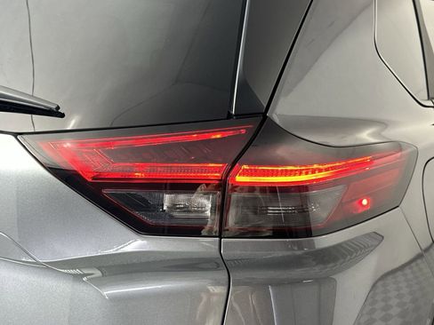 Certified 2025 Nissan Rogue SV w/ SV Premium Package FWD image 26
