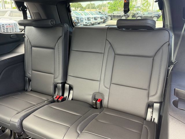 New 2026 GMC Yukon Denali w/ Denali Reserve Package AWD/4WD image 11