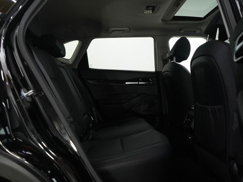 Used 2023 Kia Seltos SX w/ SX Sunroof Package image 12