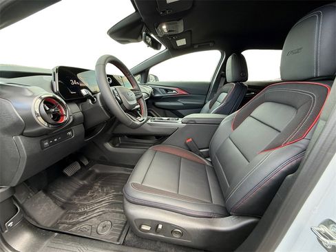 New 2026 Chevrolet Equinox EV RS image 9