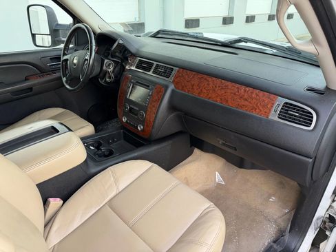 Used 2007 Chevrolet Silverado 2500 LTZ w/ Safety Package image 14