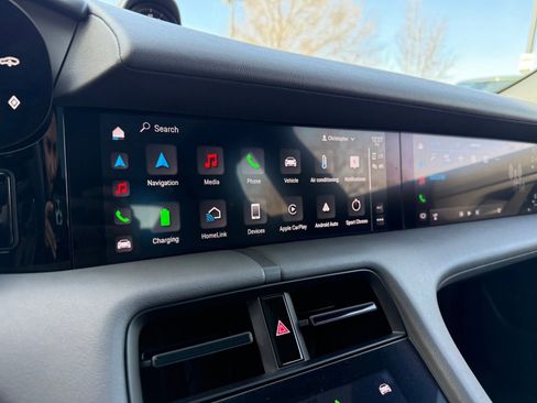 Used 2024 Porsche Taycan 4S image 13