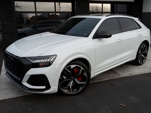 Used 2023 Audi RS Q8 image 2
