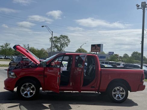 Used 2016 RAM 1500 Sport w/ Torred Sport Package image 23