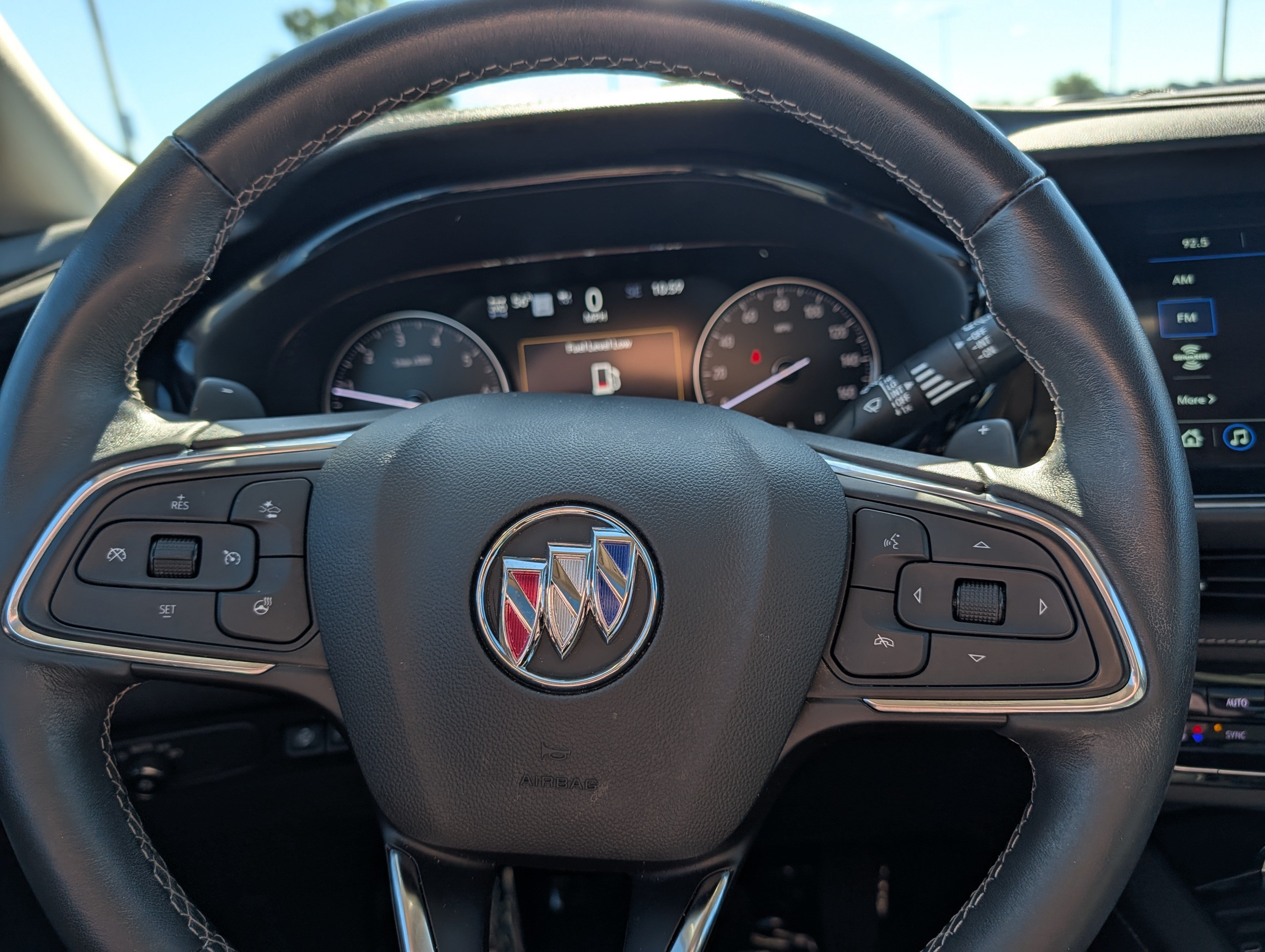 Used 2023 Buick Envision Avenir AWD/4WD image 30
