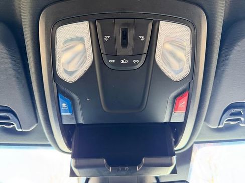 Used 2022 RAM 5500 Tradesman w/ Safety Group AWD/4WD image 32