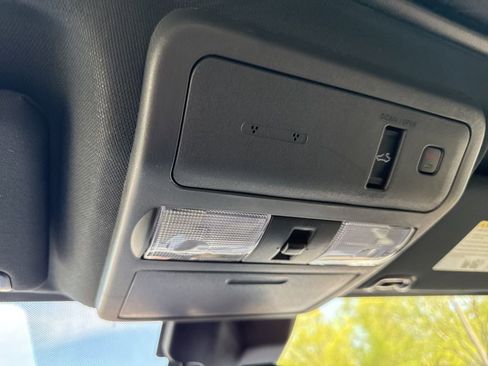 Used 2025 Nissan Frontier PRO-4X w/ Pro Premium Package image 31