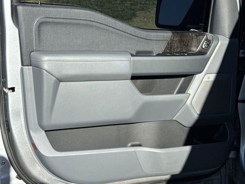 Used 2023 Ford F150 Lariat w/ Equipment Group 502A High image 21