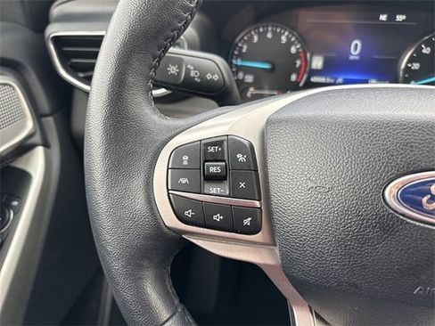 Used 2024 Ford Explorer Limited image 14