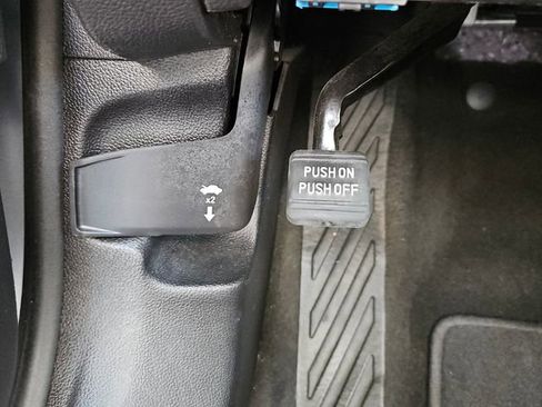 Used 2017 Chevrolet Cruze LS image 25