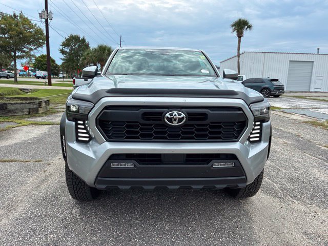 Used 2025 Toyota Tacoma TRD Off-Road w/ TRD Off Road Upgrade Package AWD/4WD image 8
