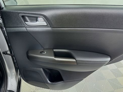 Used 2022 Kia Sportage Nightfall Edition image 26