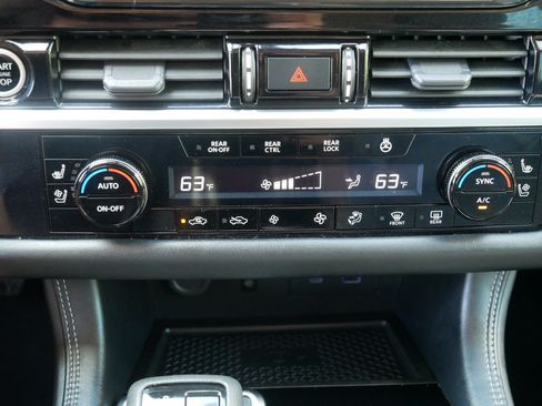 Certified 2023 Nissan Pathfinder Platinum AWD/4WD image 23