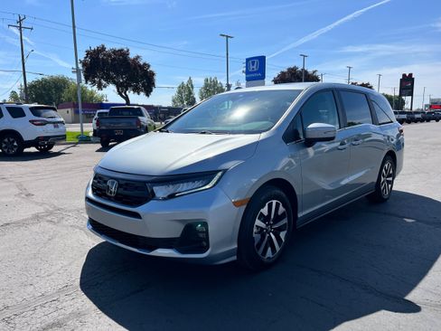 New 2026 Honda Odyssey EX-L image 7