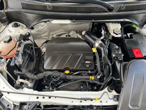 Used 2025 Buick Envista Sport Touring image 31