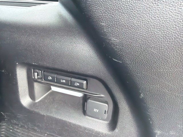 Used 2021 Ford Explorer Limited w/ Equipment Group 301A AWD/4WD image 12