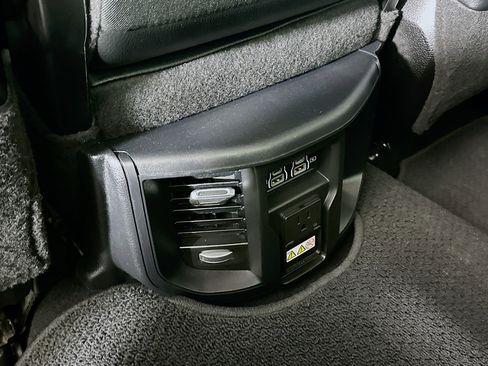 Used 2024 RAM 2500 Laramie w/ Safety Group image 28