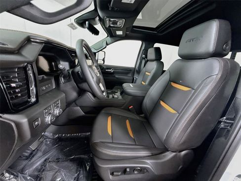 New 2026 GMC Sierra 2500 AT4 w/ AT4 Premium Plus Package AWD/4WD image 15