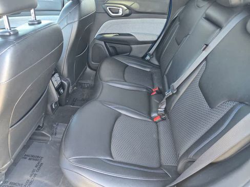 Used 2024 Jeep Compass Latitude AWD/4WD image 12
