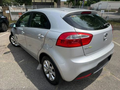 Used 2013 Kia Rio EX w/ Convenience Pkg FWD image 5