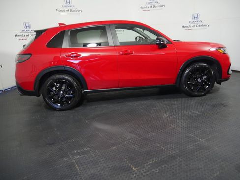 Certified 2024 Honda HR-V Sport image 3