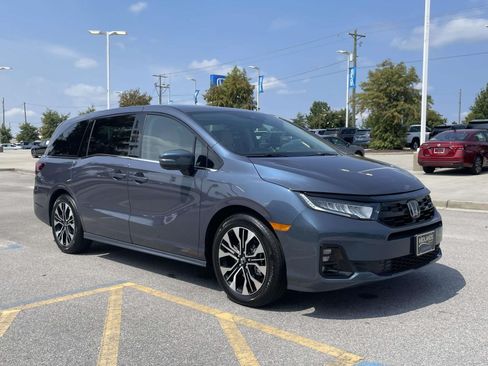 Used 2026 Honda Odyssey Elite image 1