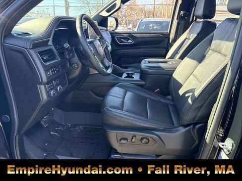 Used 2024 Chevrolet Suburban RST w/ Sport Performance Package image 20