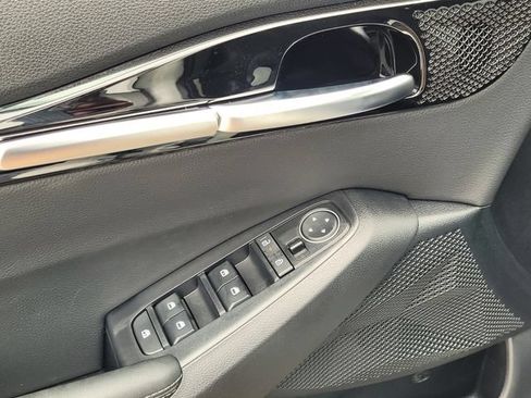 New 2026 Kia Seltos S FWD image 10