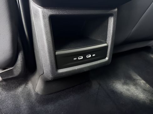 Used 2023 Volkswagen ID.4 Pro S AWD/4WD image 19
