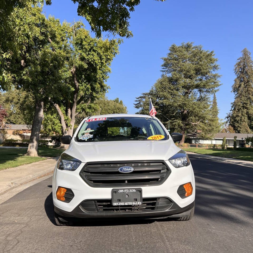 Used 2019 Ford Escape S FWD image 3