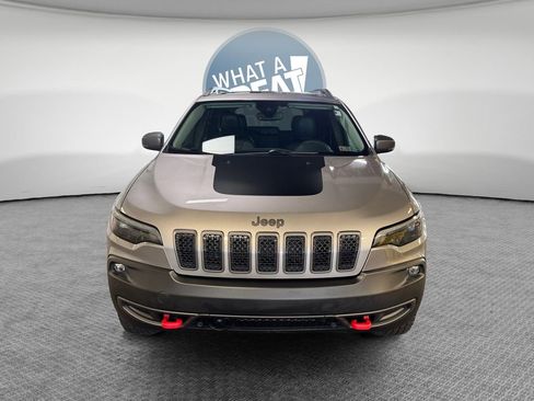 Used 2022 Jeep Cherokee Trailhawk w/ Sun, Sound & Nav Group AWD/4WD image 9