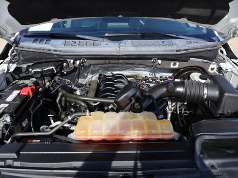 Used 2017 Ford F150 XLT w/ Equipment Group 302A Luxury image 25