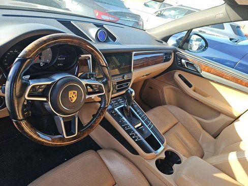 Used 2021 Porsche Macan S w/ Premium Package Plus AWD/4WD image 10