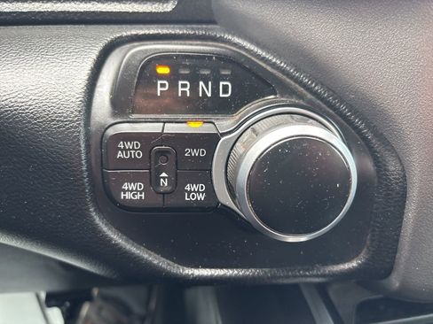 Used 2021 RAM 1500 Big Horn image 23