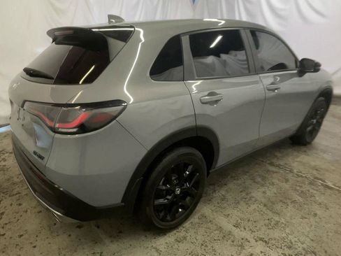 Used 2023 Honda HR-V Sport image 8