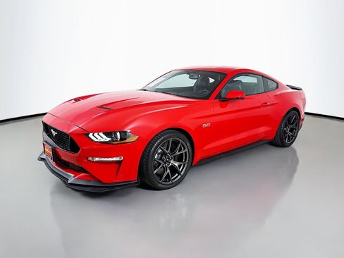 Used 2019 Ford Mustang GT Premium w/ Performance Package - Level 2 RWD image 3