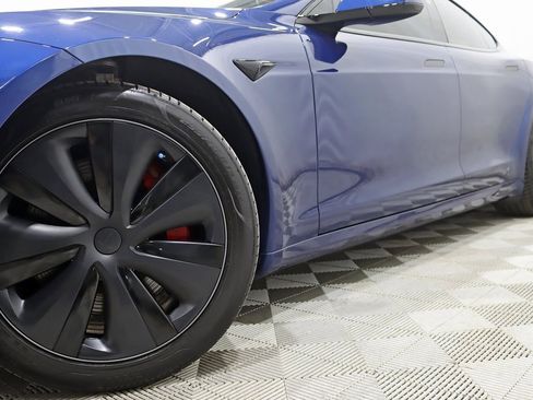 Used 2023 Tesla Model S Plaid image 4