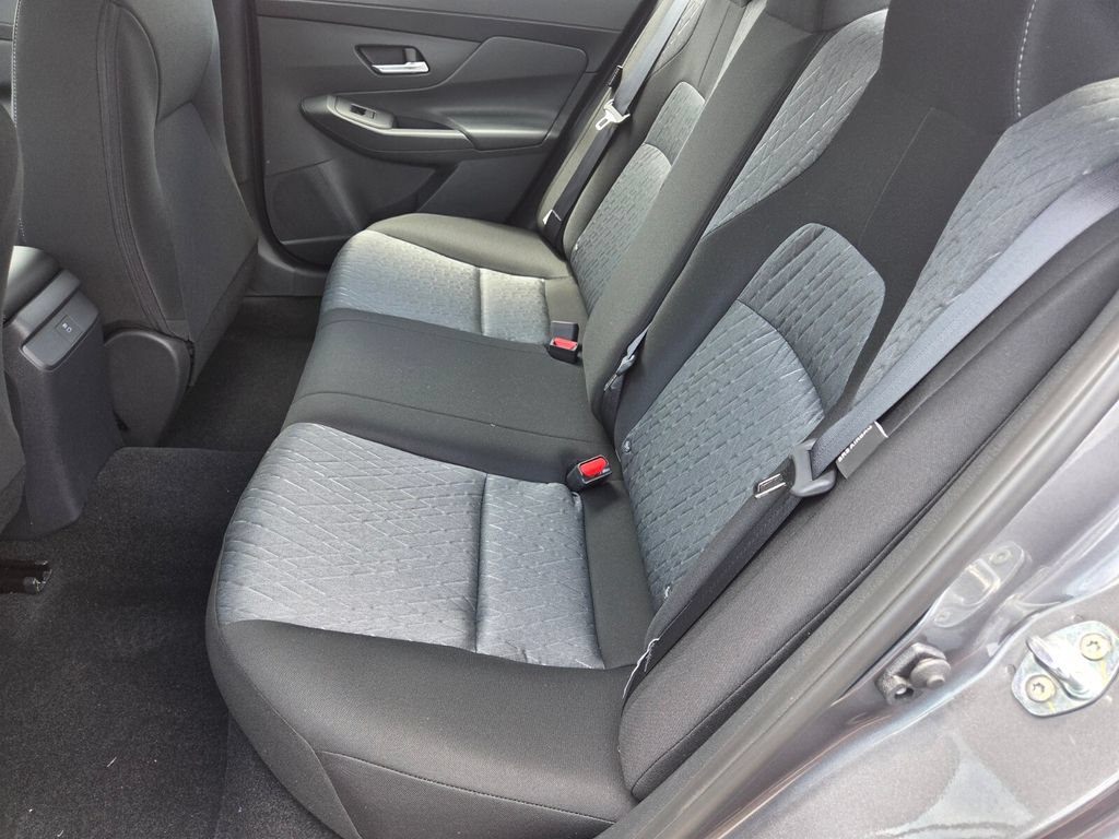 Used 2026 Nissan Sentra SV w/ SV Convenience Package FWD image 23