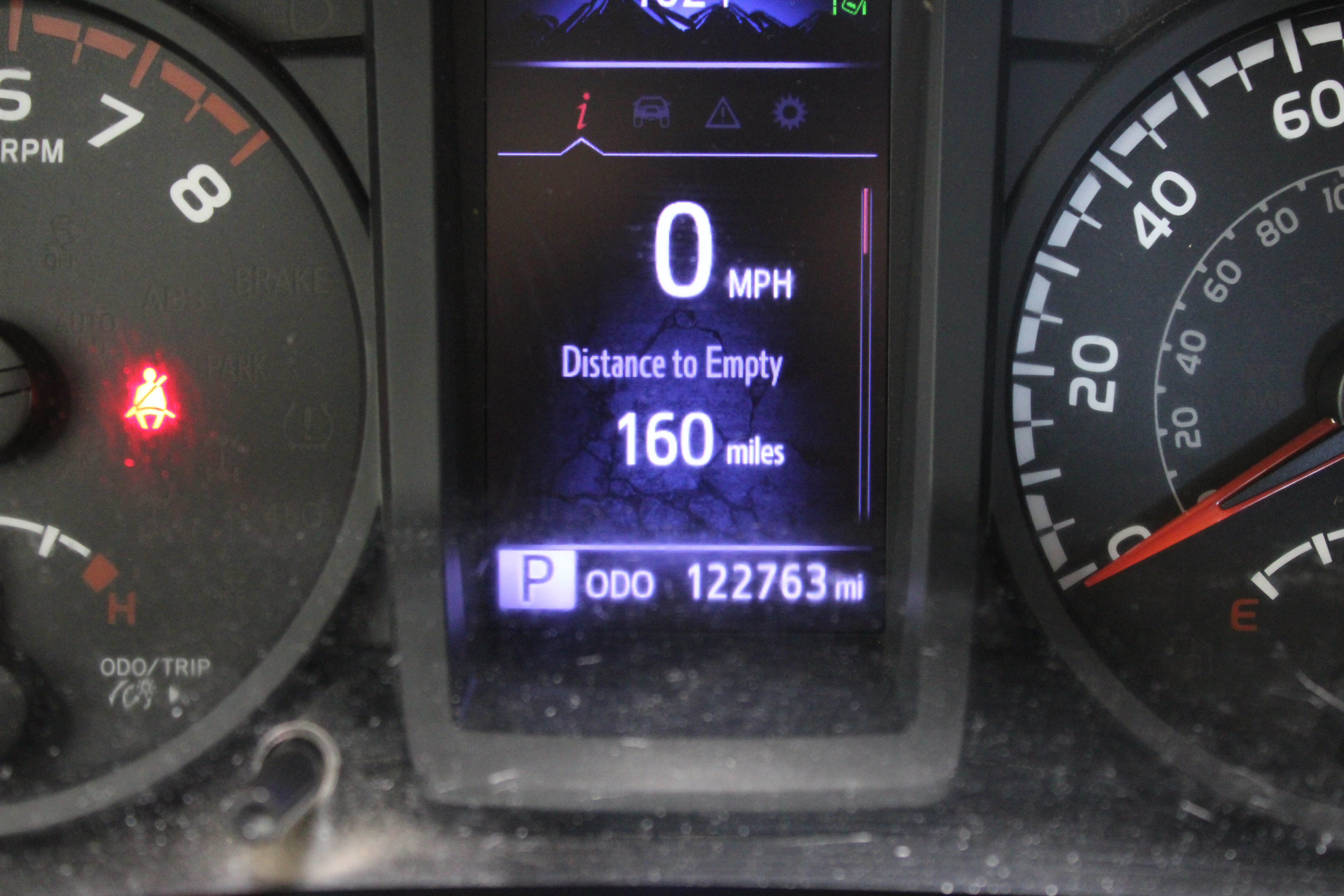Used 2018 Toyota Tacoma SR RWD image 32