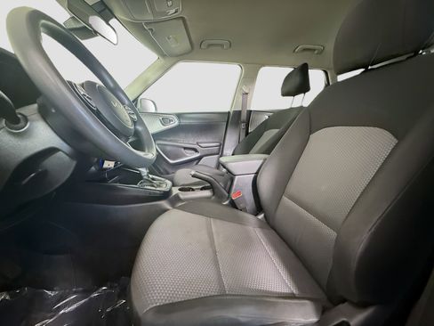 Used 2023 Kia Soul LX FWD image 21