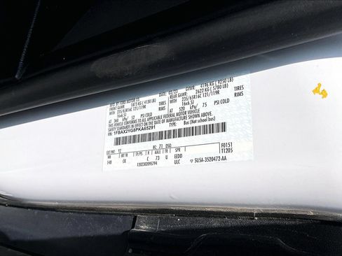 Used 2023 Ford Transit 350 XLT RWD image 34