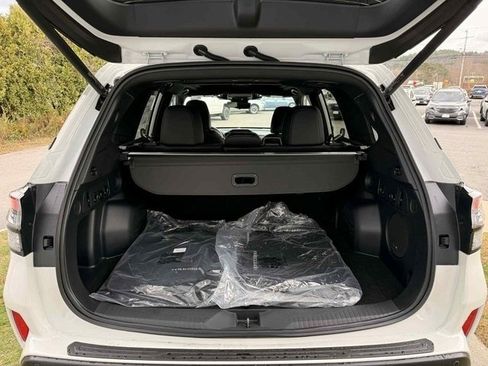 New 2026 Subaru Forester Touring image 7